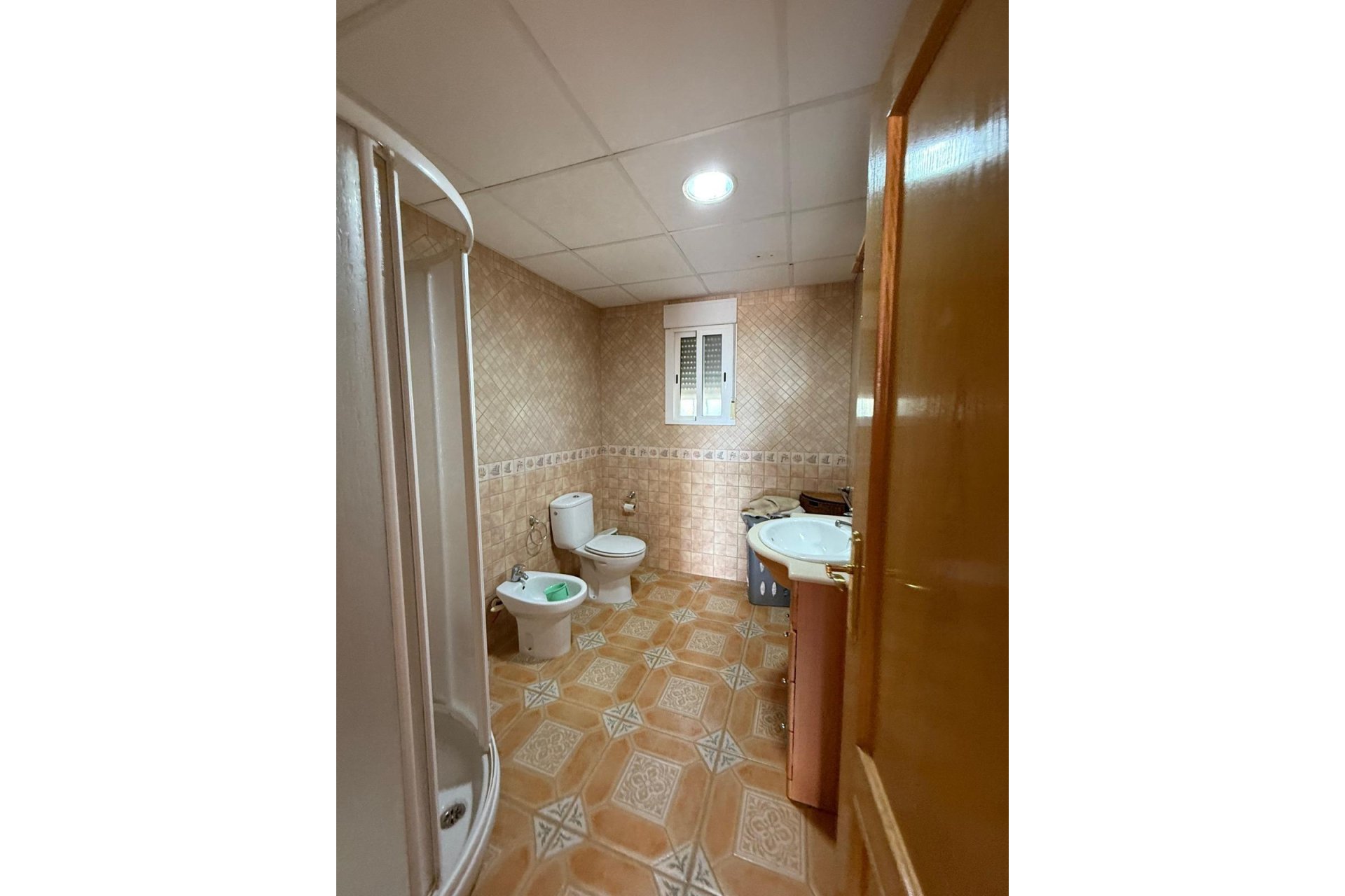 Odsprzedaż - Szalet - Albatera