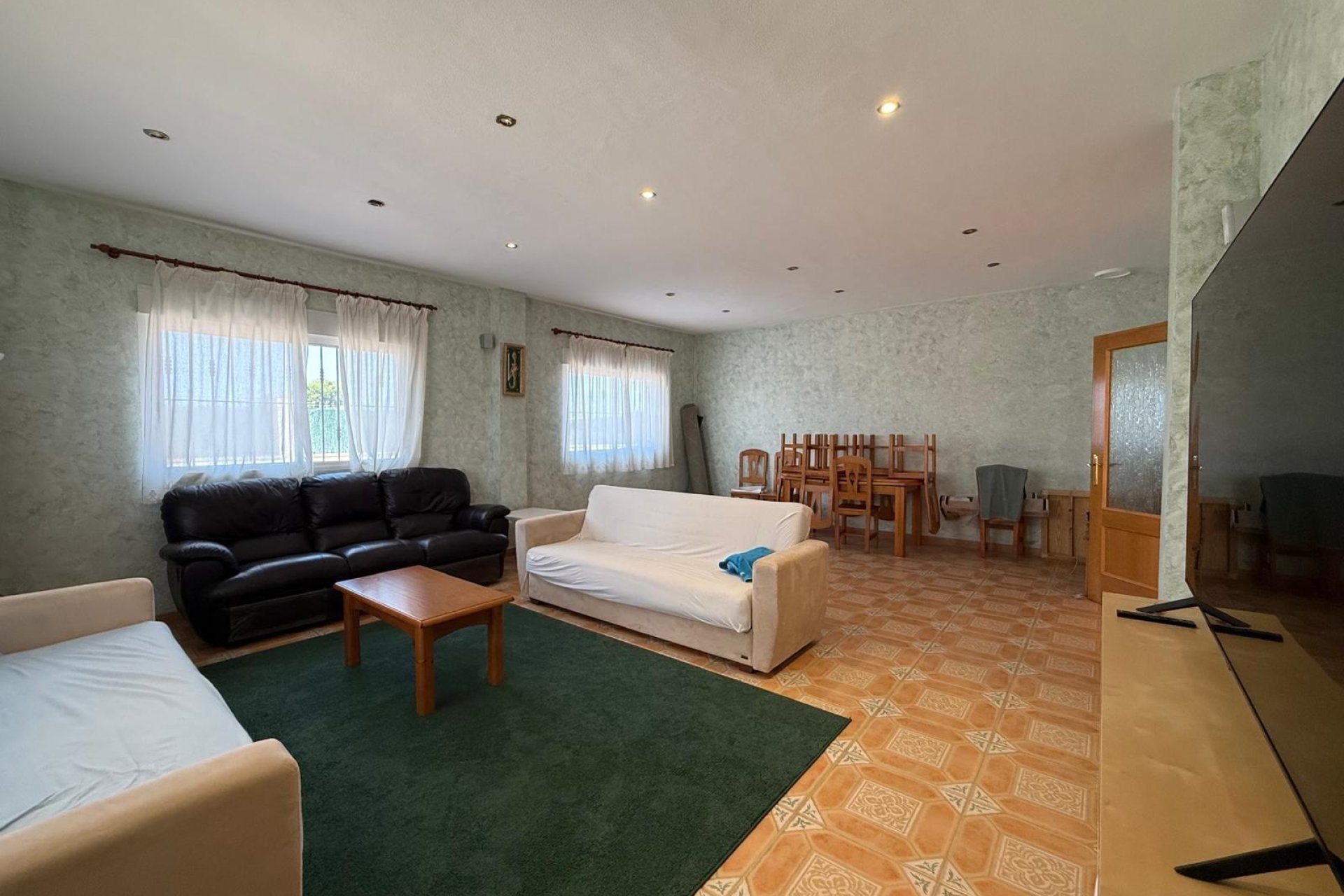 Odsprzedaż - Szalet - Albatera