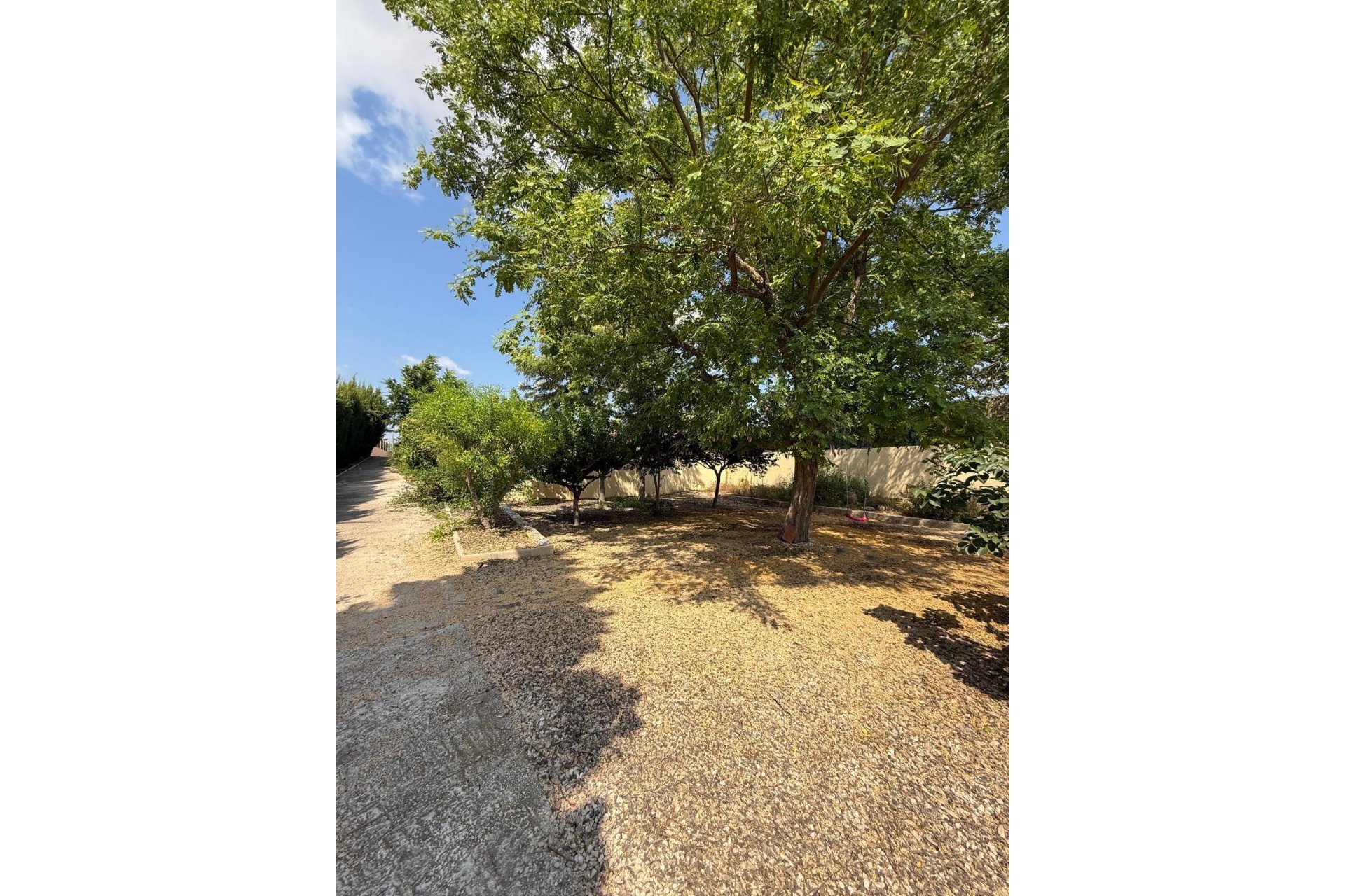 Odsprzedaż - Szalet - Albatera