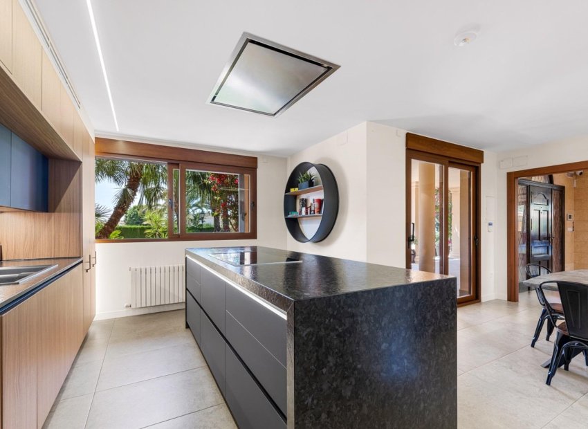 Odsprzedaż - Szalet - Elche Pedanías - Alzabares