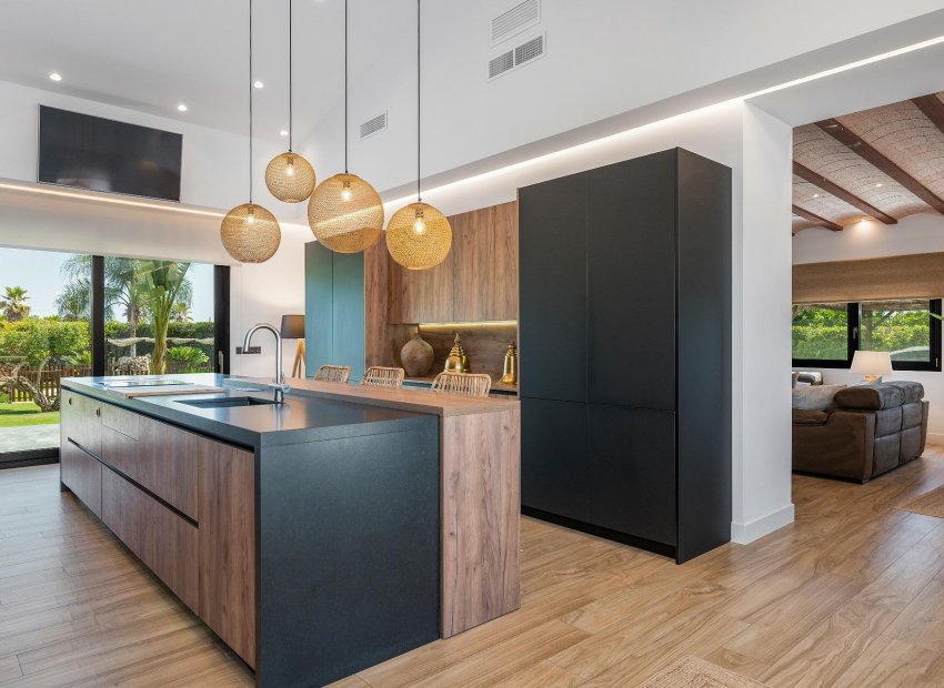 Odsprzedaż - Szalet - Las bayas - Las Bayas-Asprillas