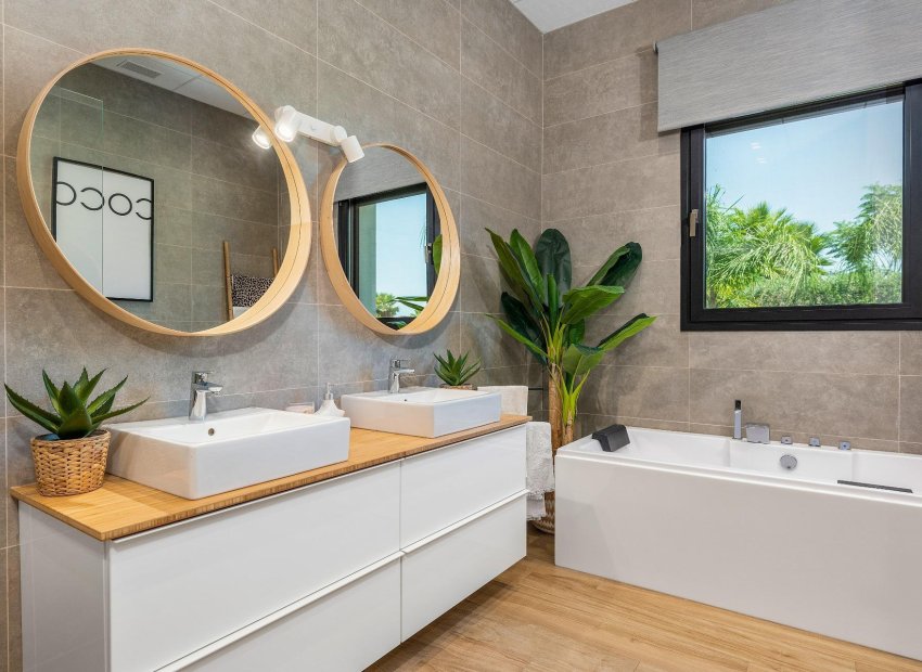 Odsprzedaż - Szalet - Las bayas - Las Bayas-Asprillas