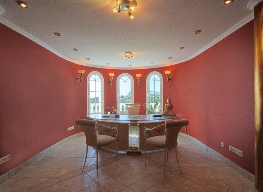 Odsprzedaż - Villa de Lujo - La Nucía - Coloma