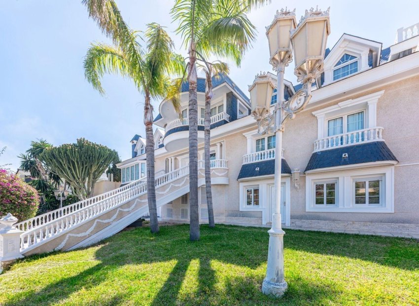 Odsprzedaż - Villa de Lujo - San Juan Playa - san Juan playa