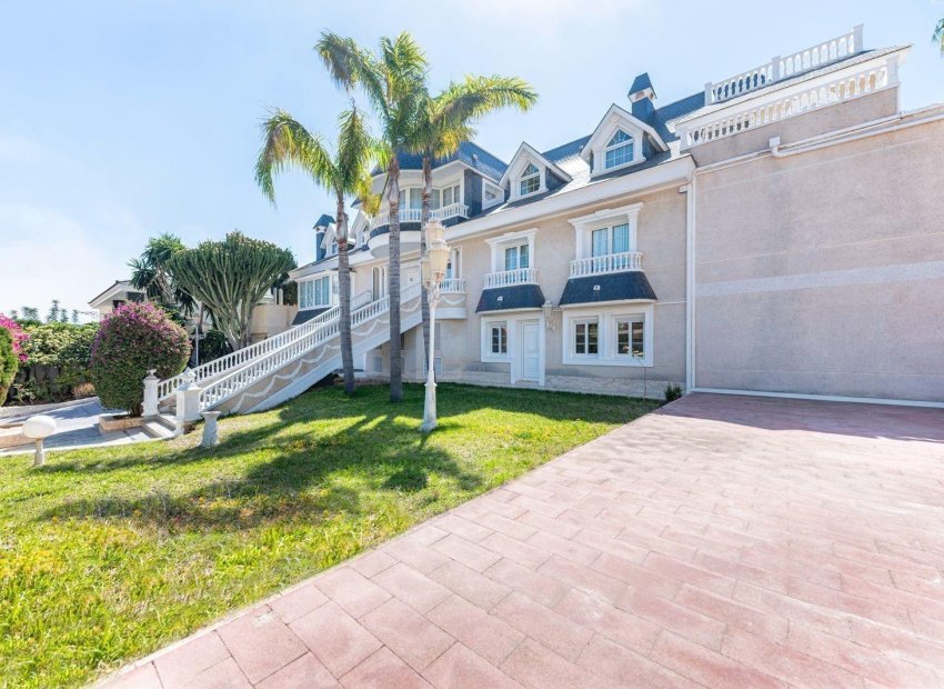 Odsprzedaż - Villa de Lujo - San Juan Playa - san Juan playa