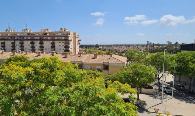 Piso - Herverkoop - Elche -
                Campo de Fútbol