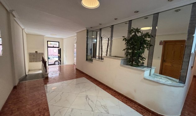 Piso - Odsprzedaż - Torrevieja -
                Playa del Cura