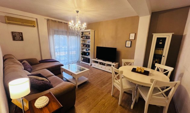 Piso - Reventa -
            Elche - GV-269