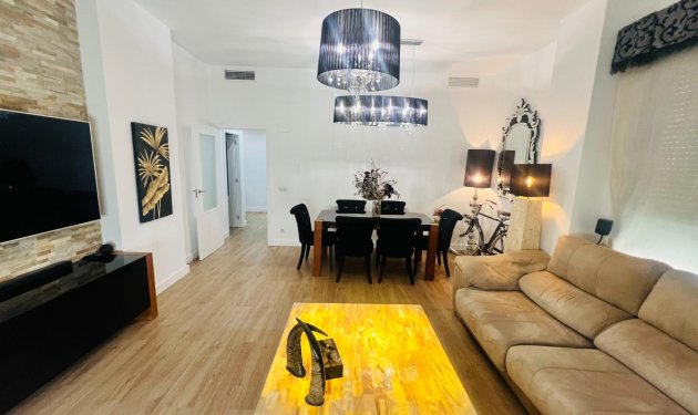 Planta baja - Resale - Elche -
                Huerto de Travalón