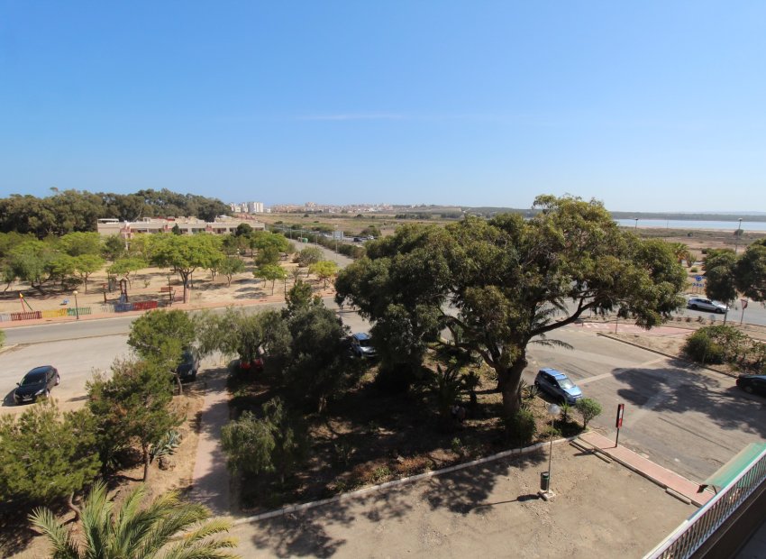 Resale - Apartament - Guardamar - Urbanizaciones /PLAYA