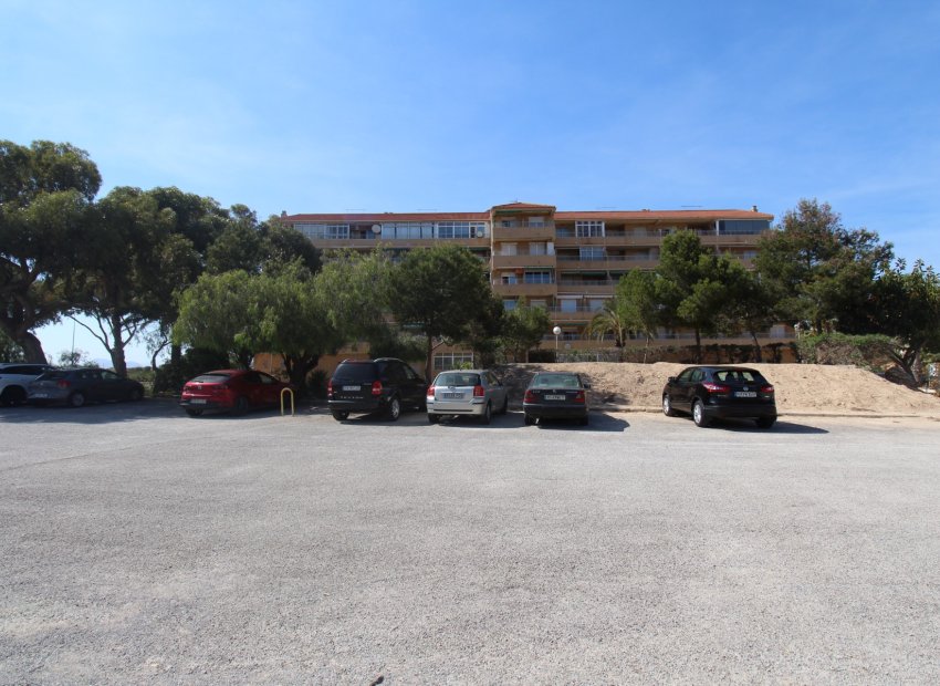 Resale - Apartament - Guardamar - Urbanizaciones /PLAYA