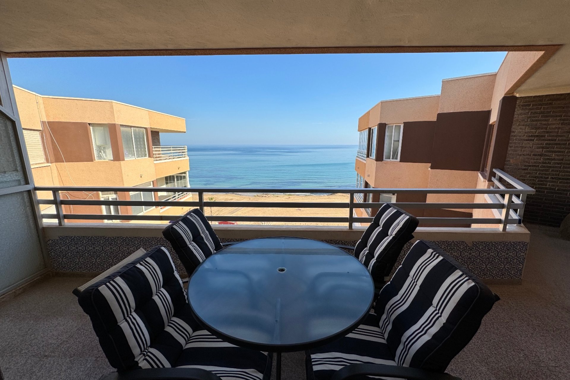 Resale - Apartament - La Mata - Pueblo/ PLAYA