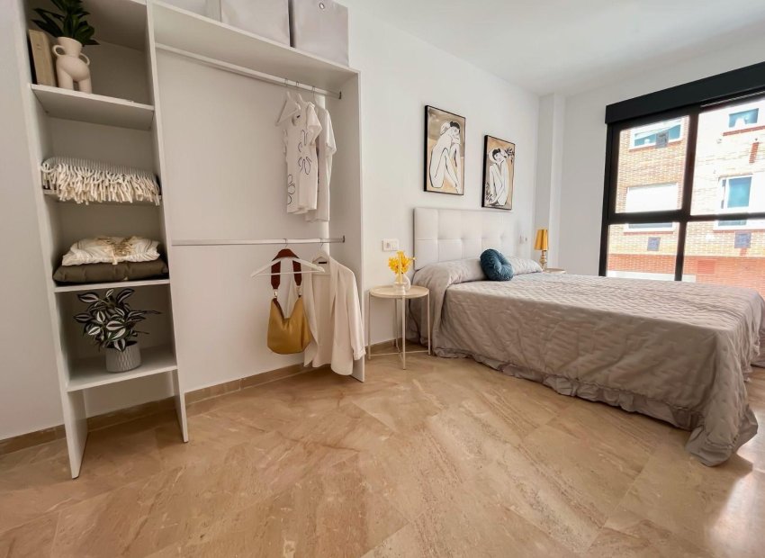 Resale - Apartamento - Elche - Altabix