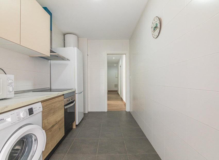 Resale - Apartamento - Elche - Altabix