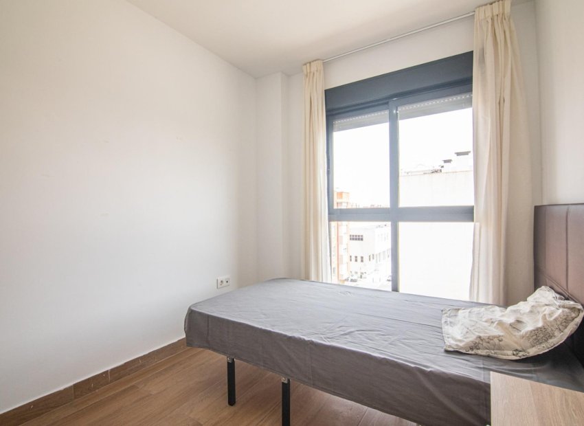 Resale - Apartamento - Elche - Altabix