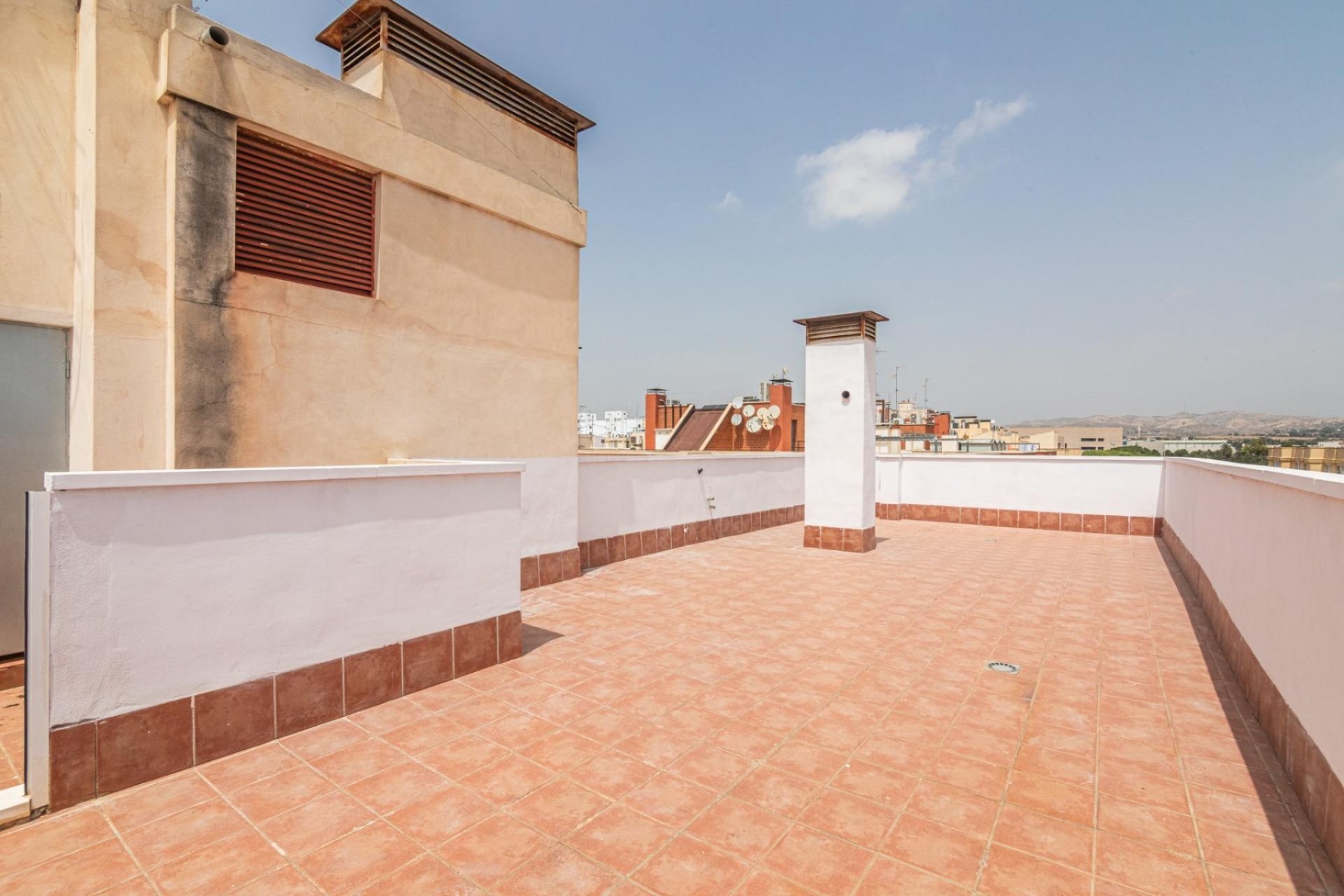 Resale - Apartamento - Elche - Altabix