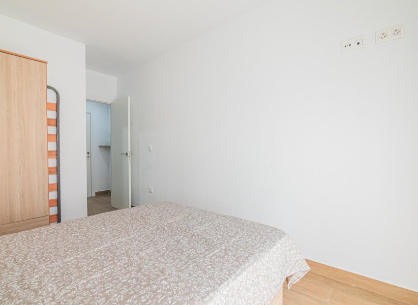 Resale - Apartamento - Elche - Altabix