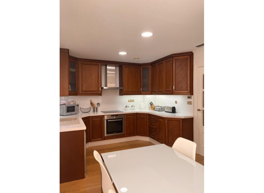 Resale - Apartamento - Elche - Center