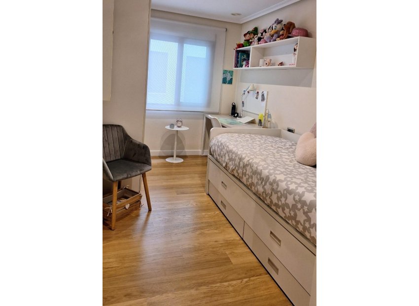 Resale - Apartamento - Elche - Center