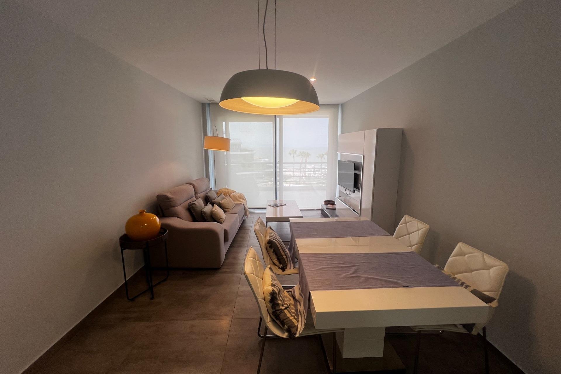 Resale - Apartamento - Elche - Playa arenales del sol