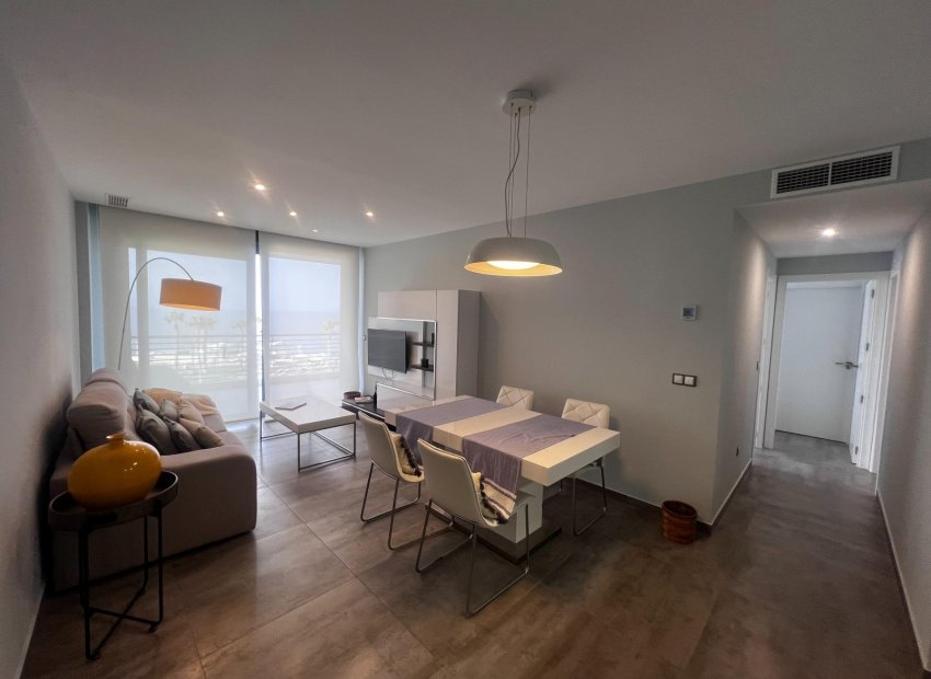 Resale - Apartamento - Elche - Playa arenales del sol