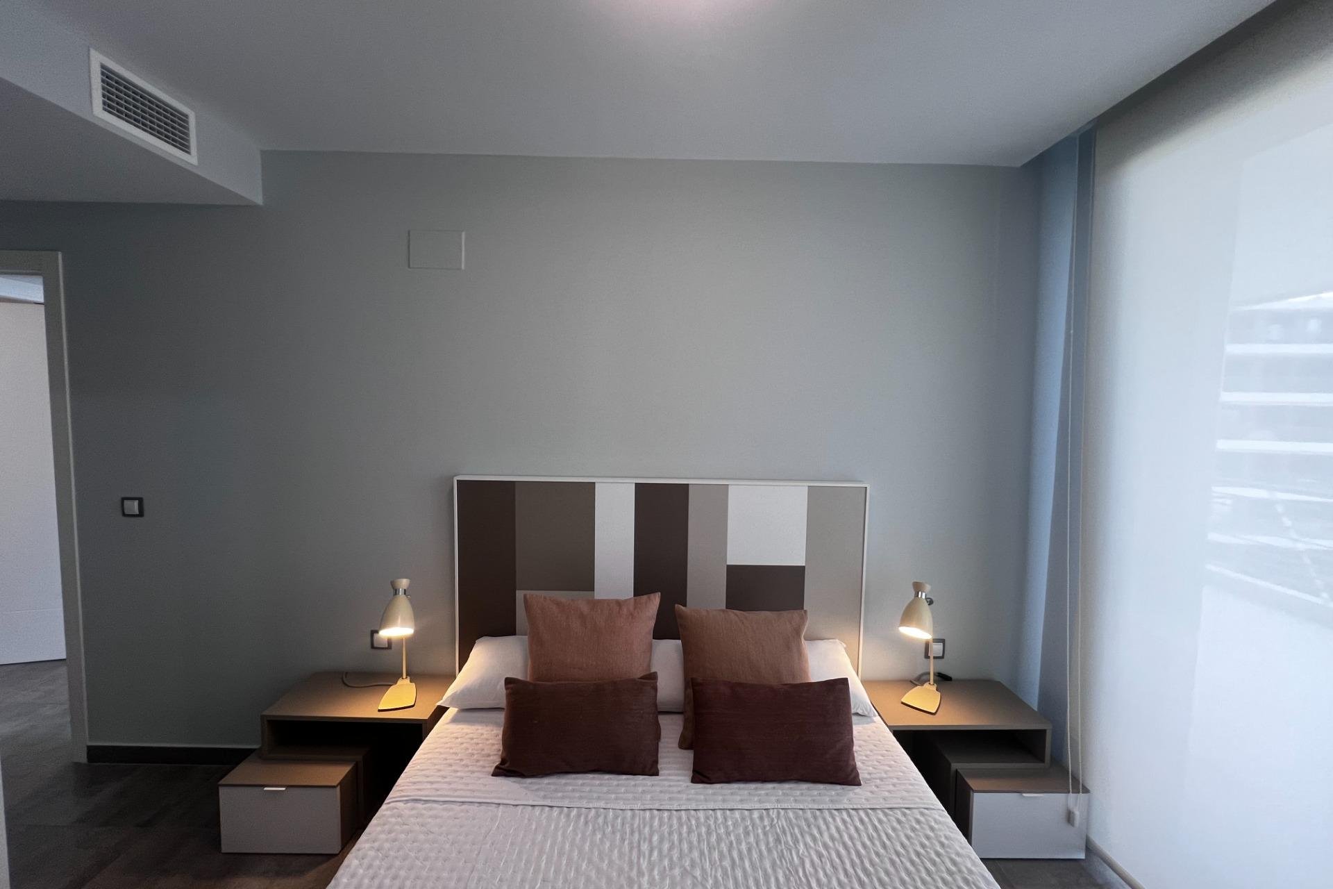 Resale - Apartamento - Elche - Playa arenales del sol