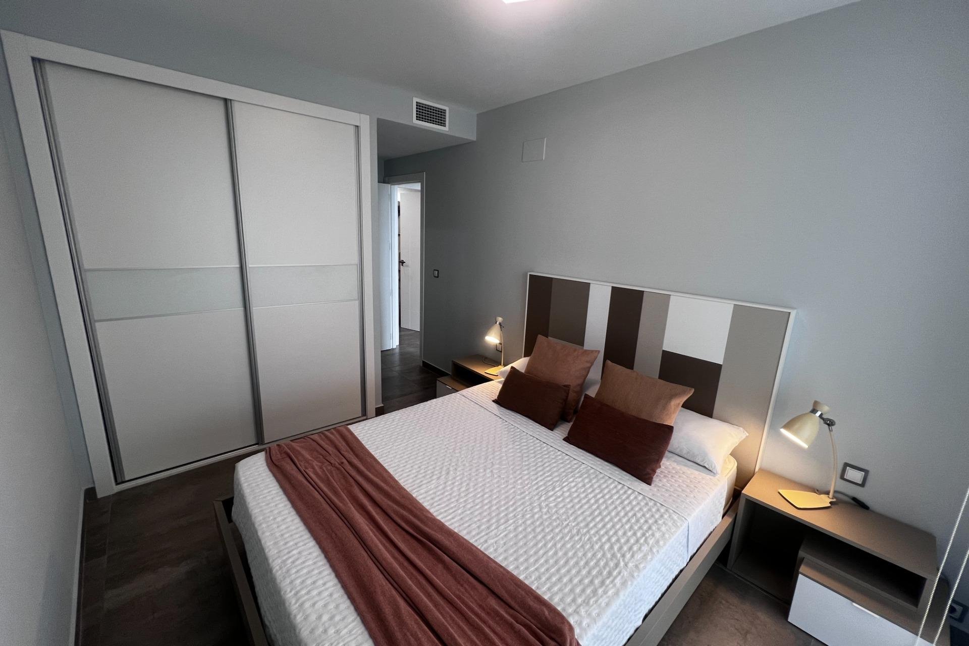 Resale - Apartamento - Elche - Playa arenales del sol