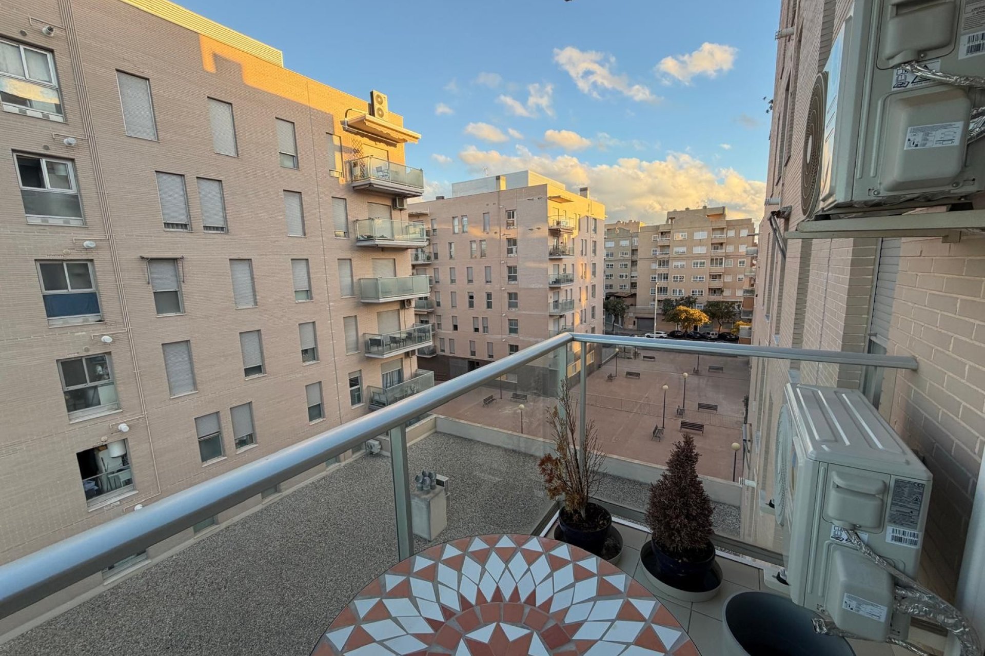 Resale - Apartamento - Elche - Zona Deportiva-Nuevo Altabix