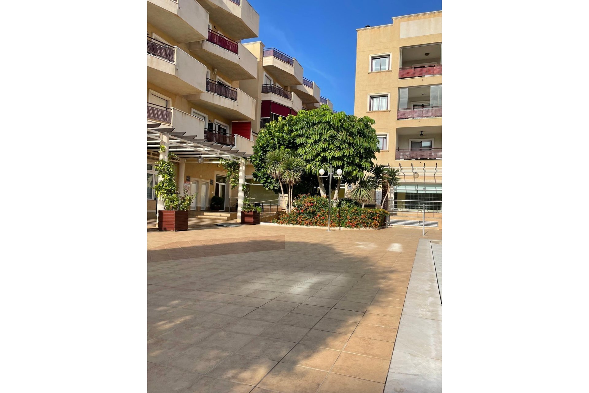 Resale - Apartamento - Orihuela Costa - Campoamor