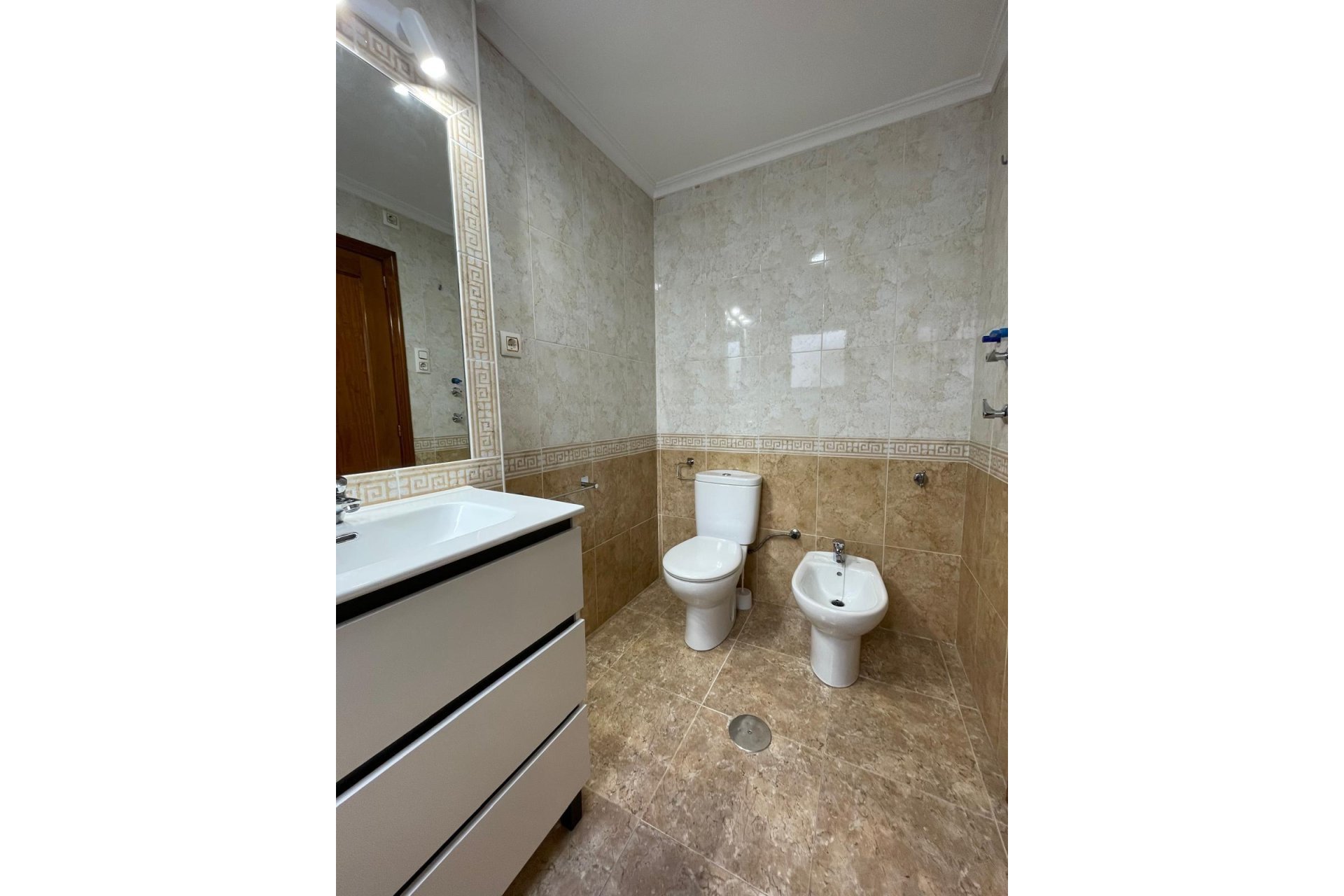 Resale - Apartamento - Orihuela Costa - Campoamor