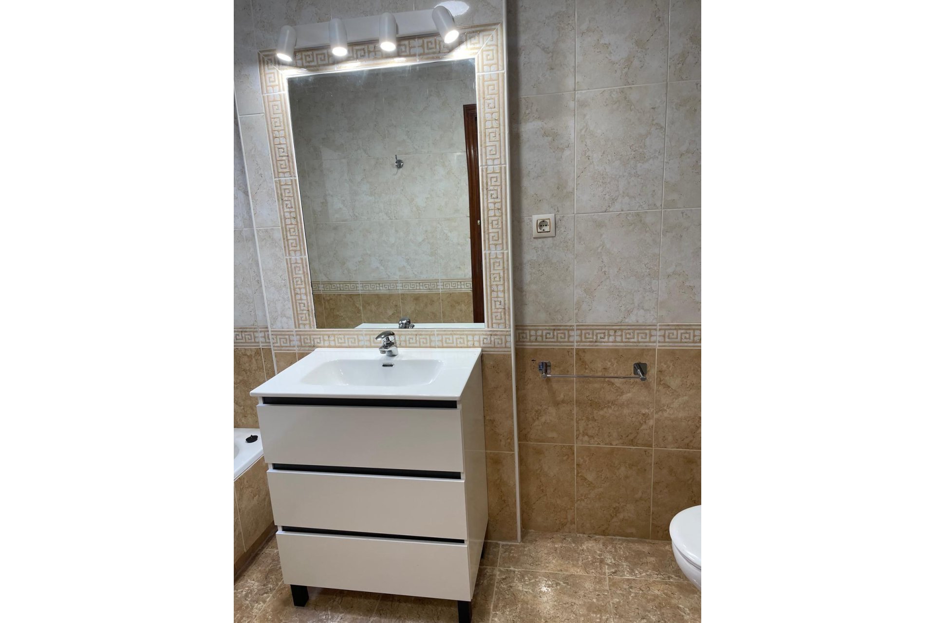 Resale - Apartamento - Orihuela Costa - Campoamor