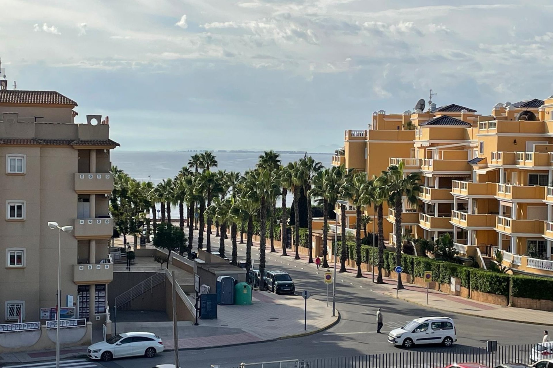 Resale - Apartamento - Orihuela Costa - Campoamor