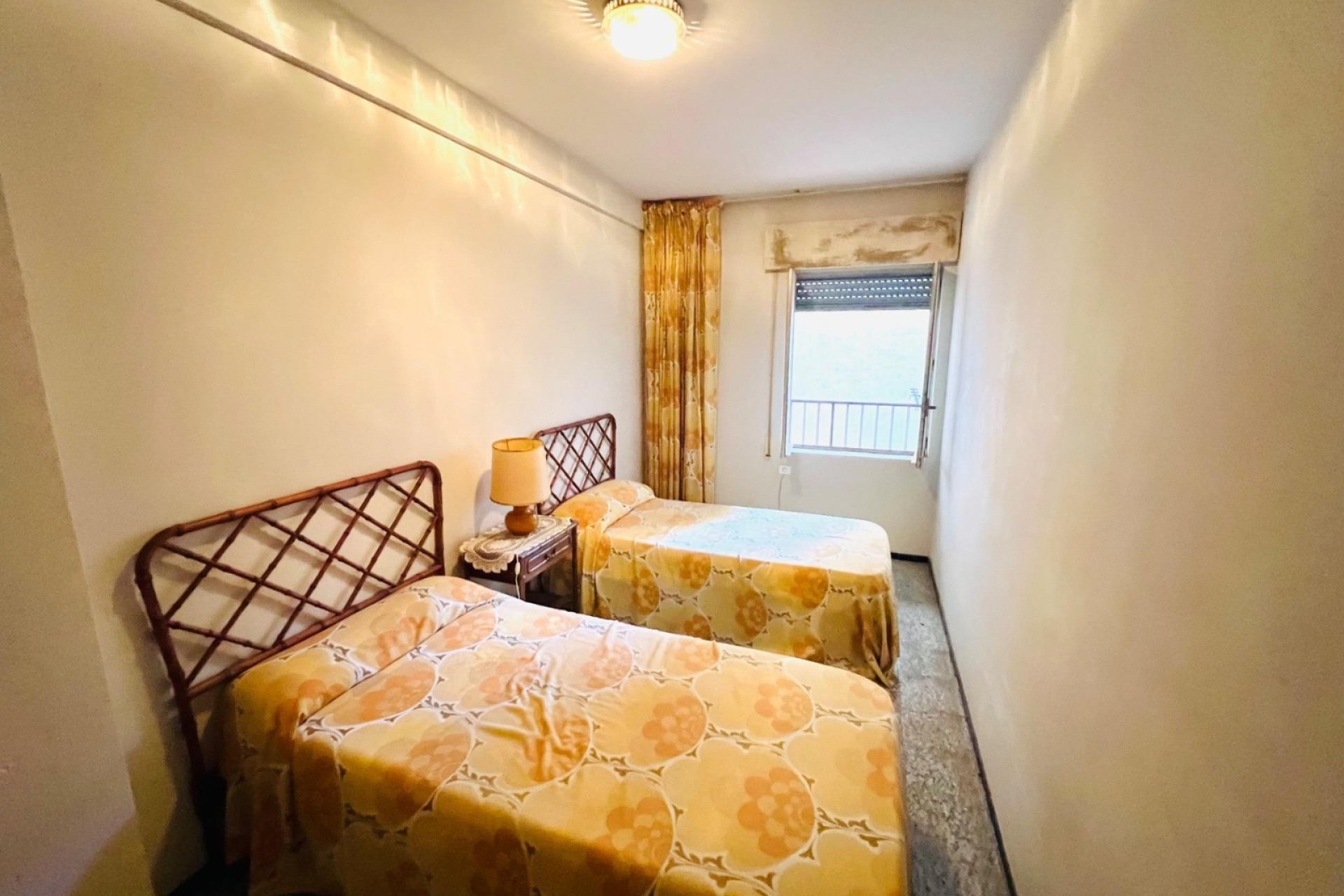 Resale - Apartamento - Santa Pola - Santiago bernabeu