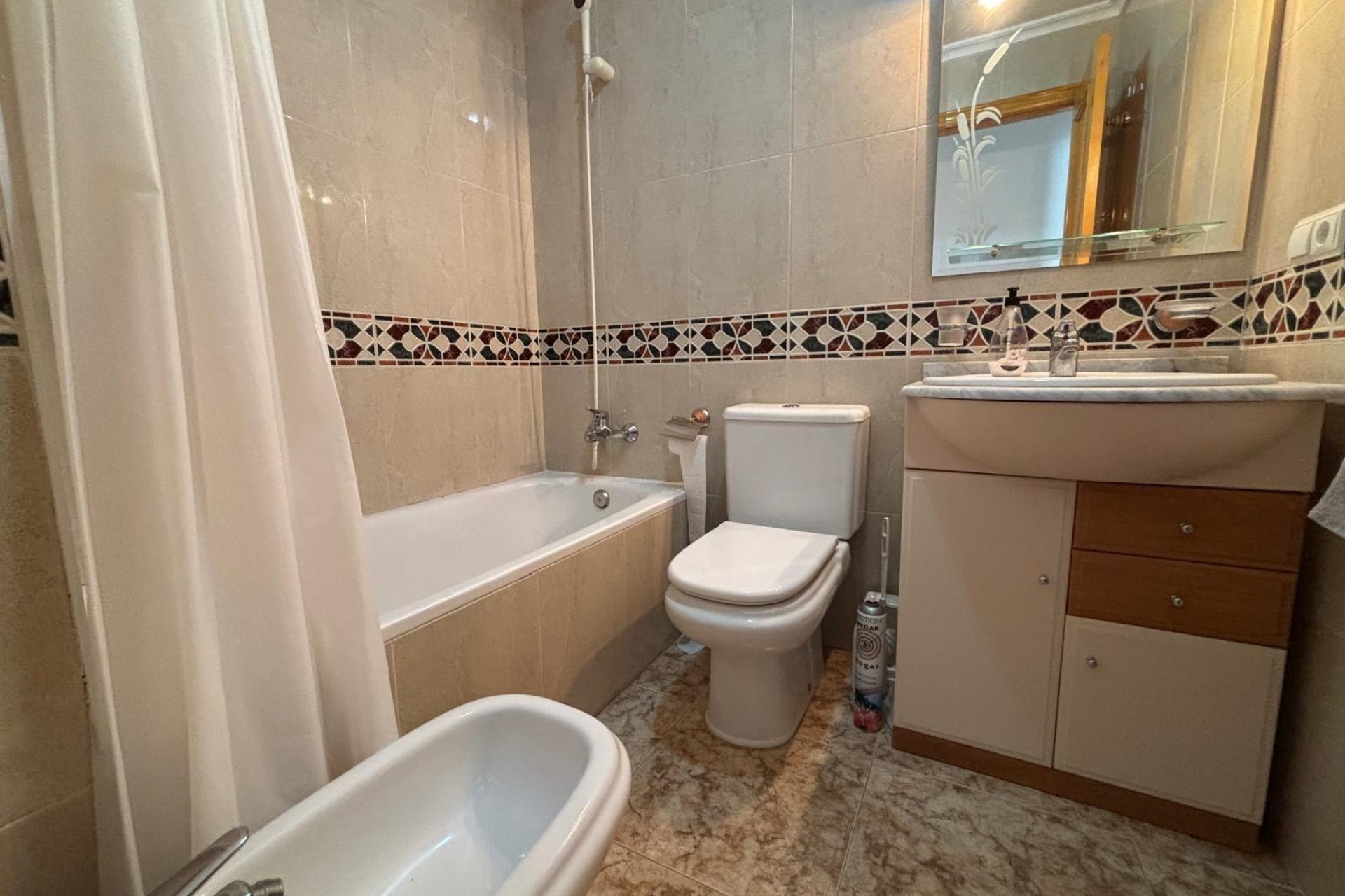 Resale - Apartamento - Torrevieja - Centro