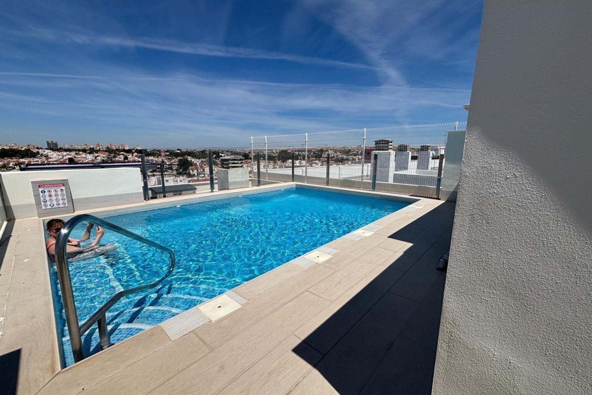 Resale - Apartamento - Torrevieja - Centro
