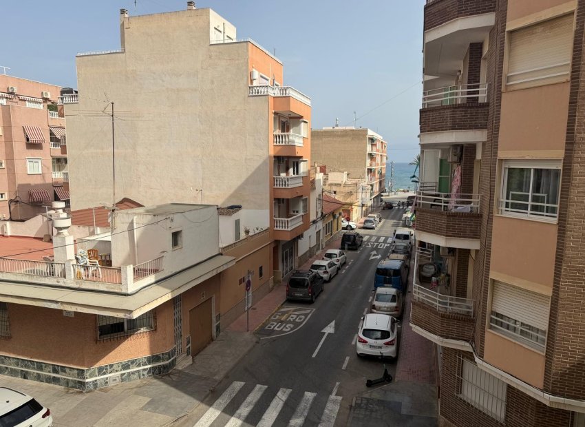 Resale - Apartamento - Torrevieja - Centro