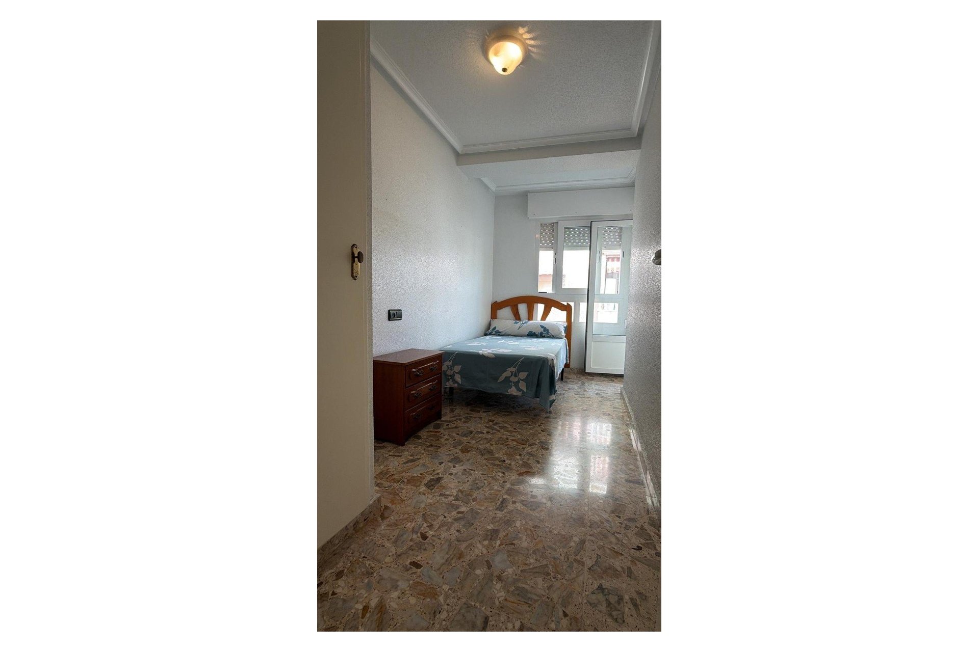 Resale - Apartamento - Torrevieja - Centro