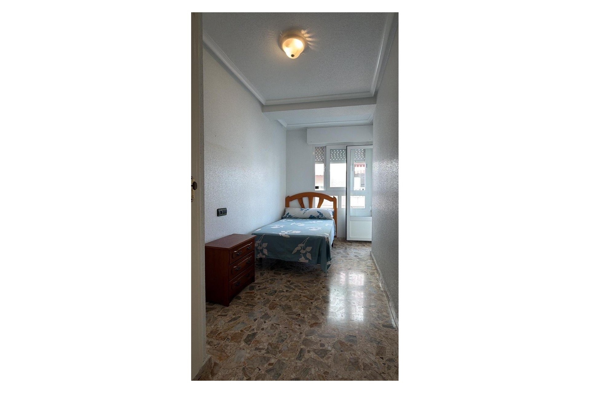 Resale - Apartamento - Torrevieja - Centro