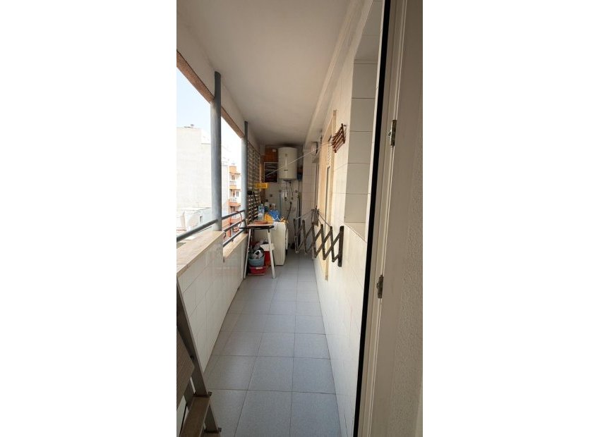 Resale - Apartamento - Torrevieja - Centro