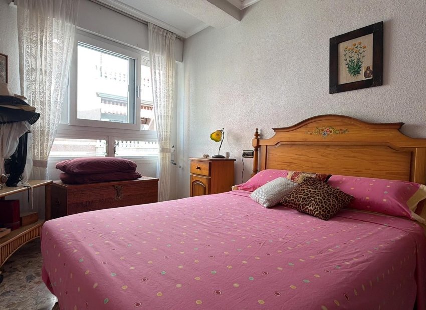 Resale - Apartamento - Torrevieja - Centro
