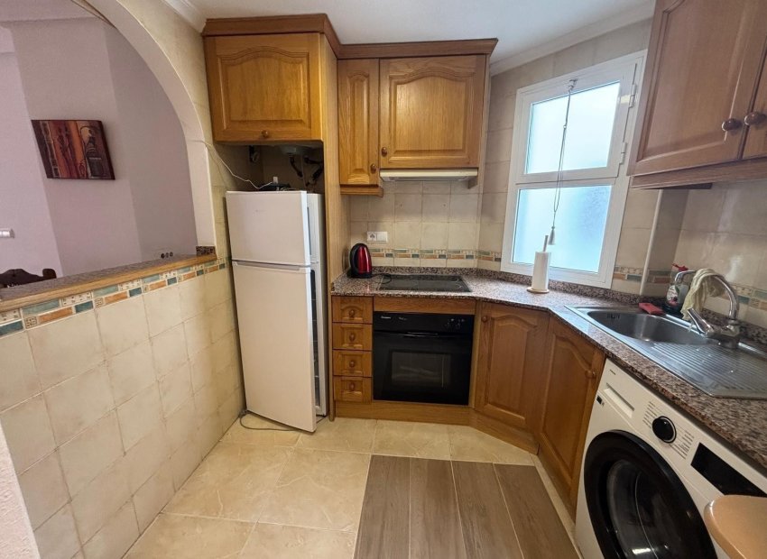 Resale - Apartamento - Torrevieja - Centro