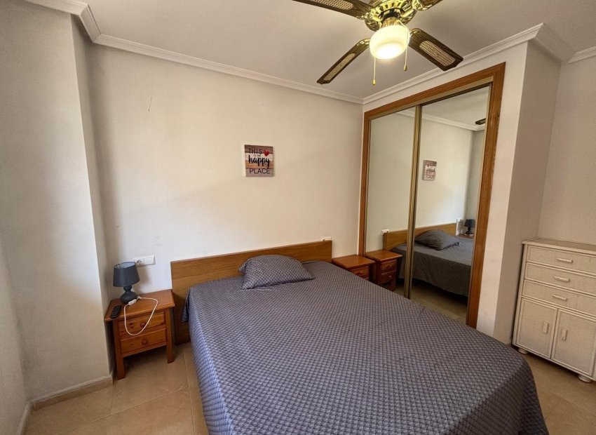Resale - Apartamento - Torrevieja - Centro