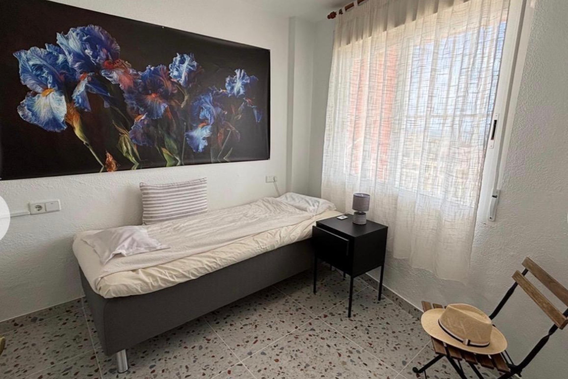 Resale - Apartamento - Torrevieja - Playa de los Locos