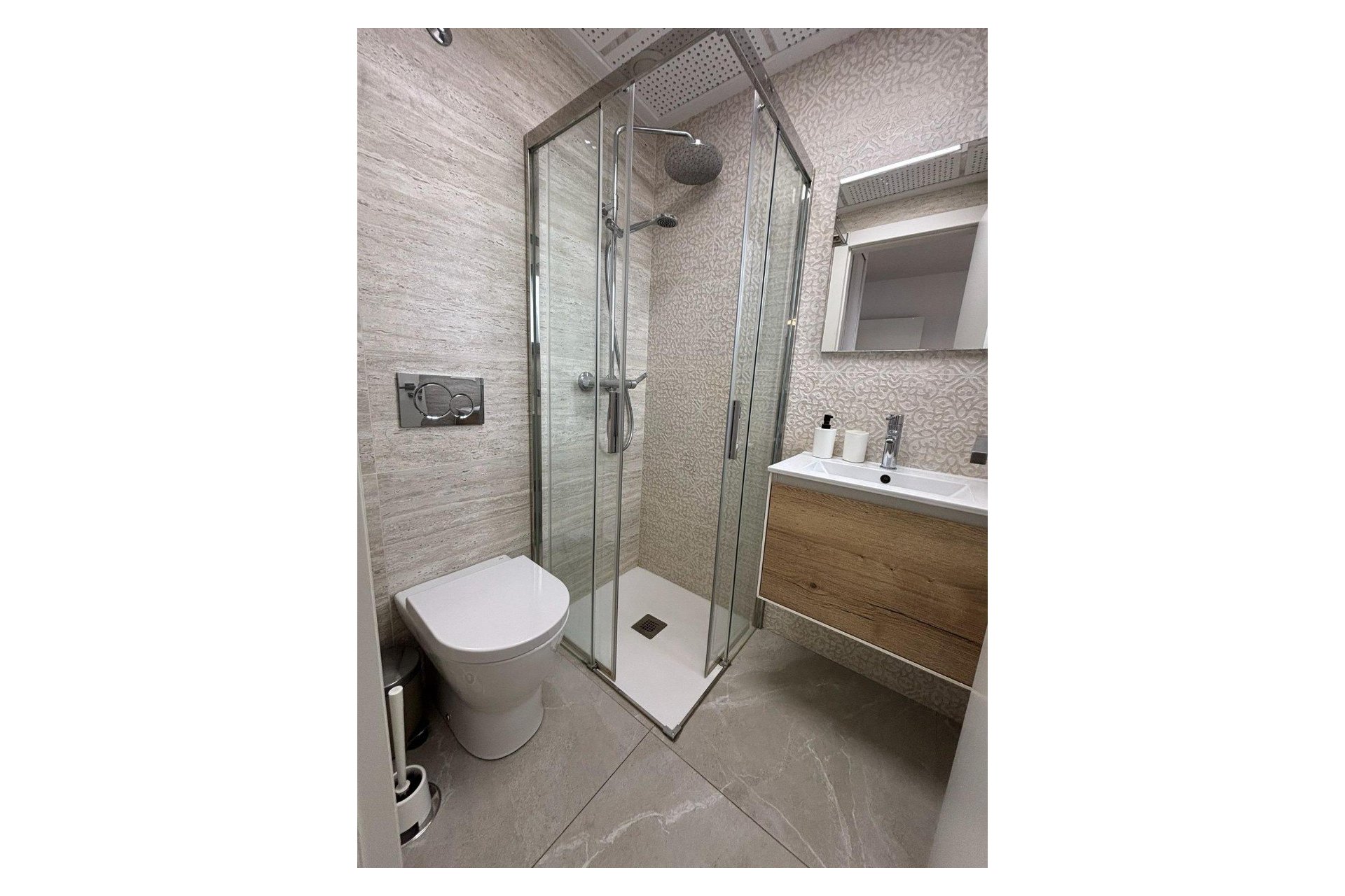 Resale - Apartamento - Torrevieja - Playa de los Locos