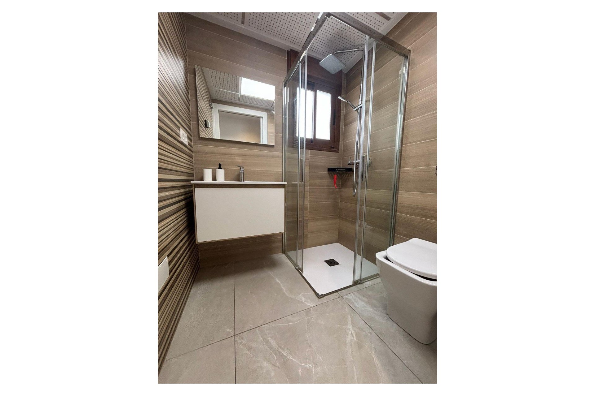 Resale - Apartamento - Torrevieja - Playa de los Locos