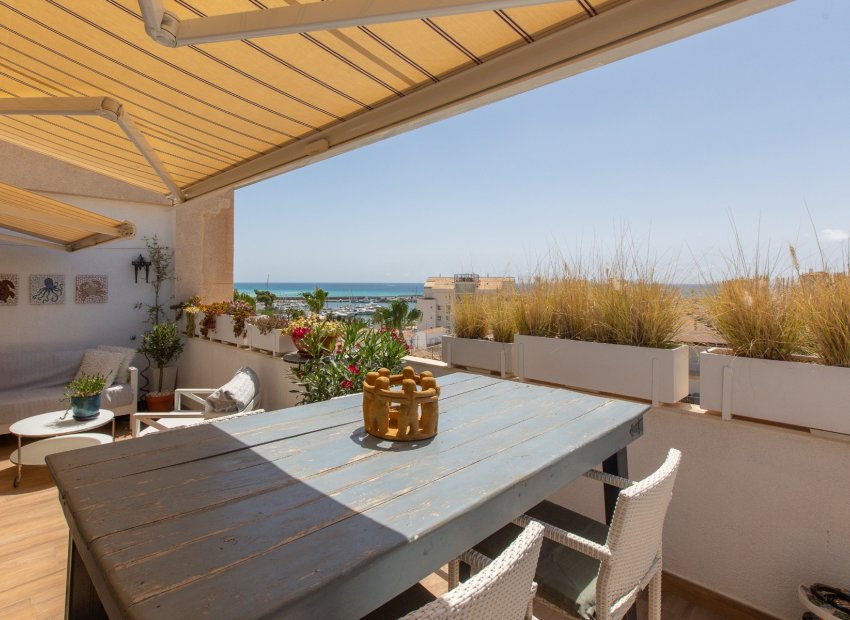 Resale - Apartment - Altea