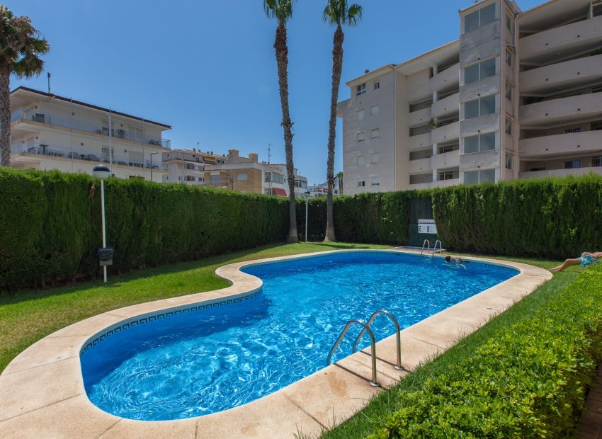 Resale - Apartment - Altea