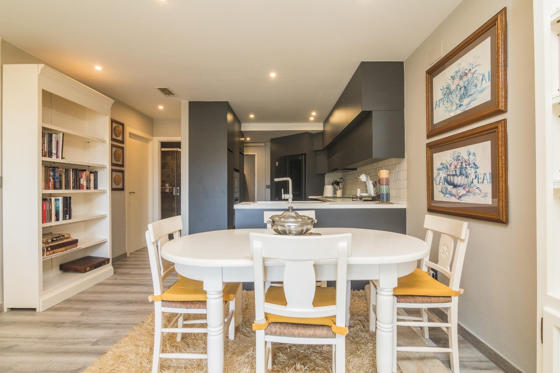 Resale - Bungalow - Arenales del Sol - Zona paseo maritimo