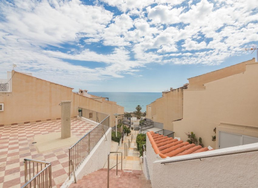 Resale - Bungalow - Arenales del Sol - Zona paseo maritimo