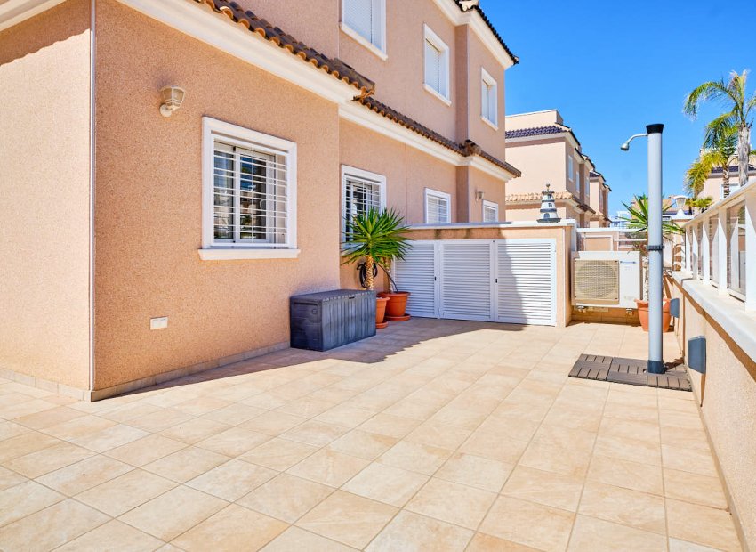 Resale - Bungalow - CABO ROIG - Playa